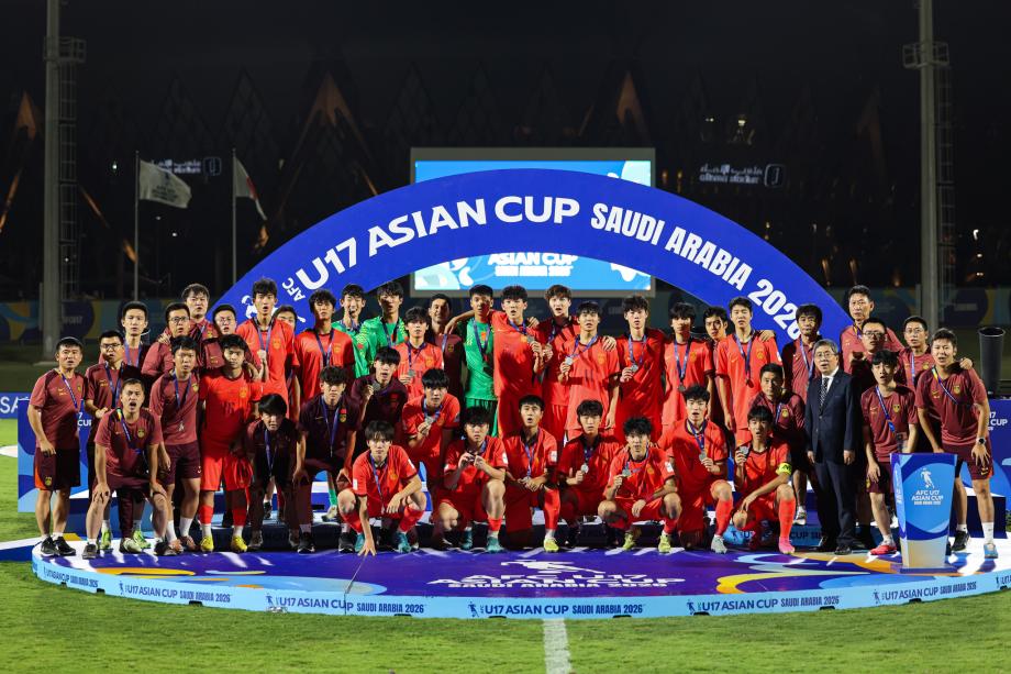 MK体育-U17国足连追两球2-3憾负 获得U17亚洲杯亚军